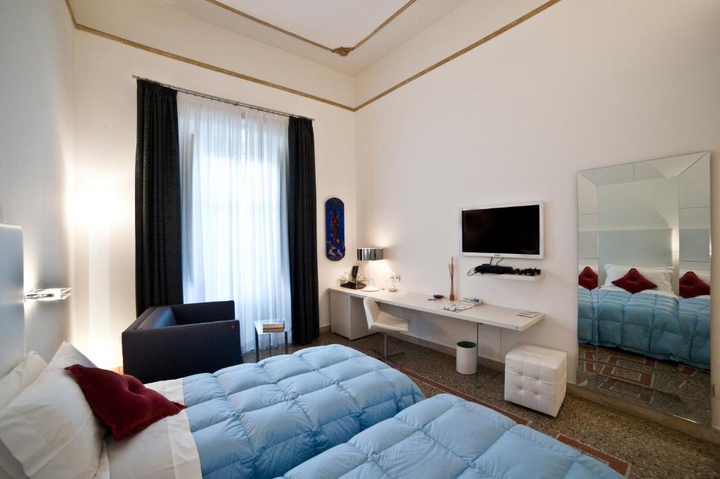 Town House Cavour Bed and Breakfast Reggio di Calabria Værelse billede
