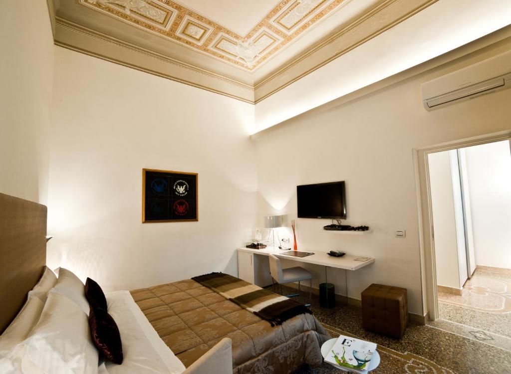 Town House Cavour Bed and Breakfast Reggio di Calabria Værelse billede