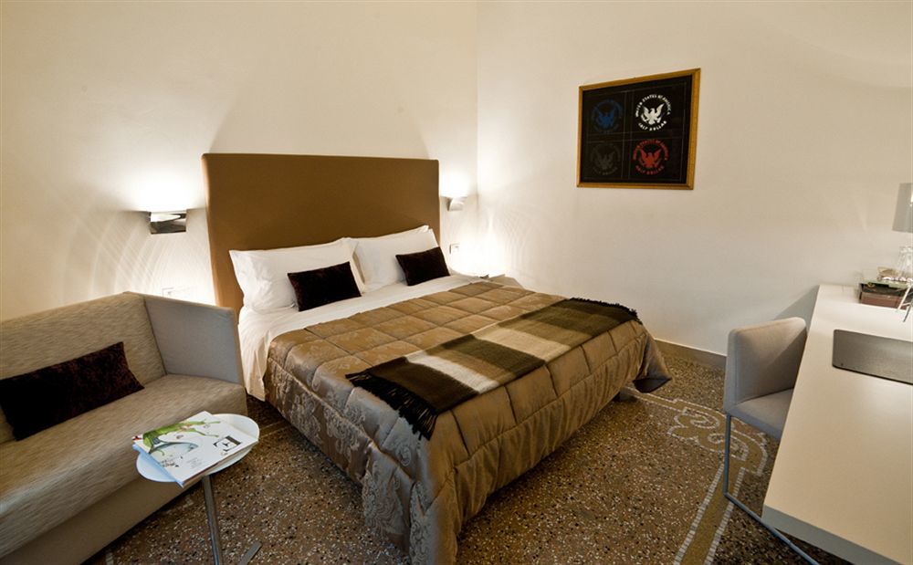 Town House Cavour Bed and Breakfast Reggio di Calabria Eksteriør billede